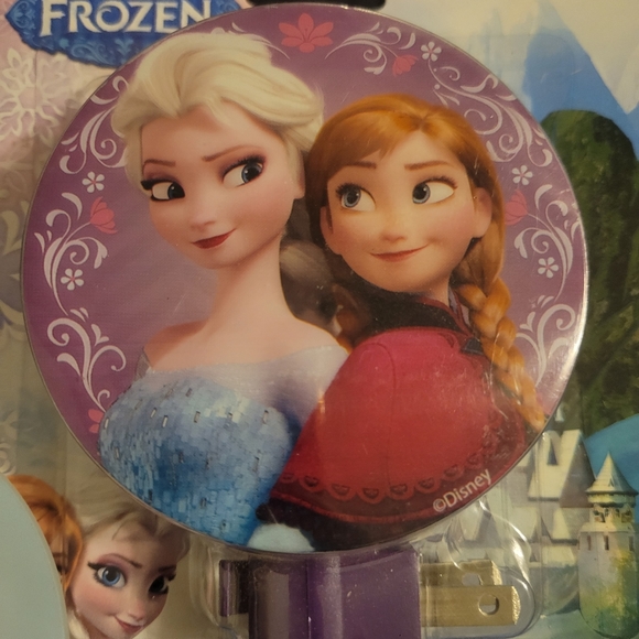 Disney Frozen 3pc Night Light Rotary Shade 120 Volt New Sealed And New Opened - Picture 4 of 4
